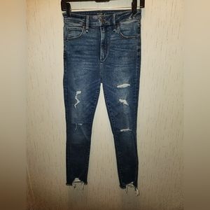 Abercrombie 2 short High Rise Ankle Jeans